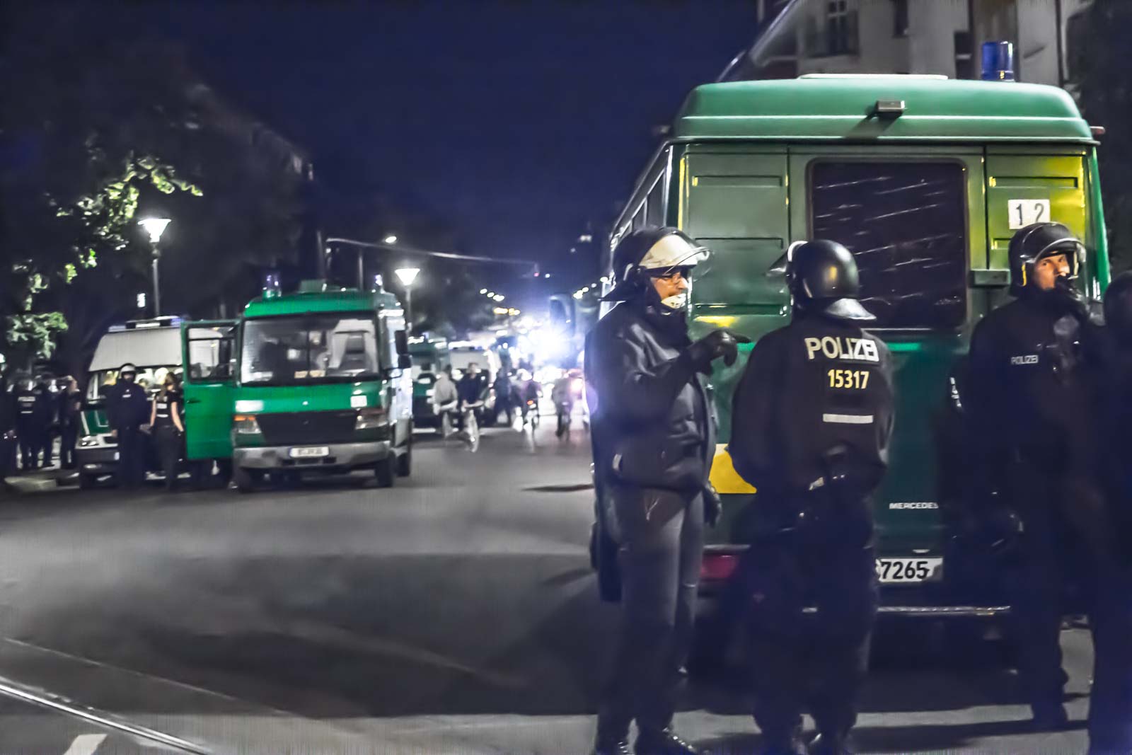 Drohbrief: Schwere Vorwürfe gegen Berliner Polizeibeamt*innen